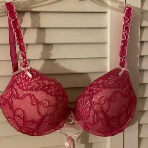 CAPRICE EUC Red Lace Padded Wire30B